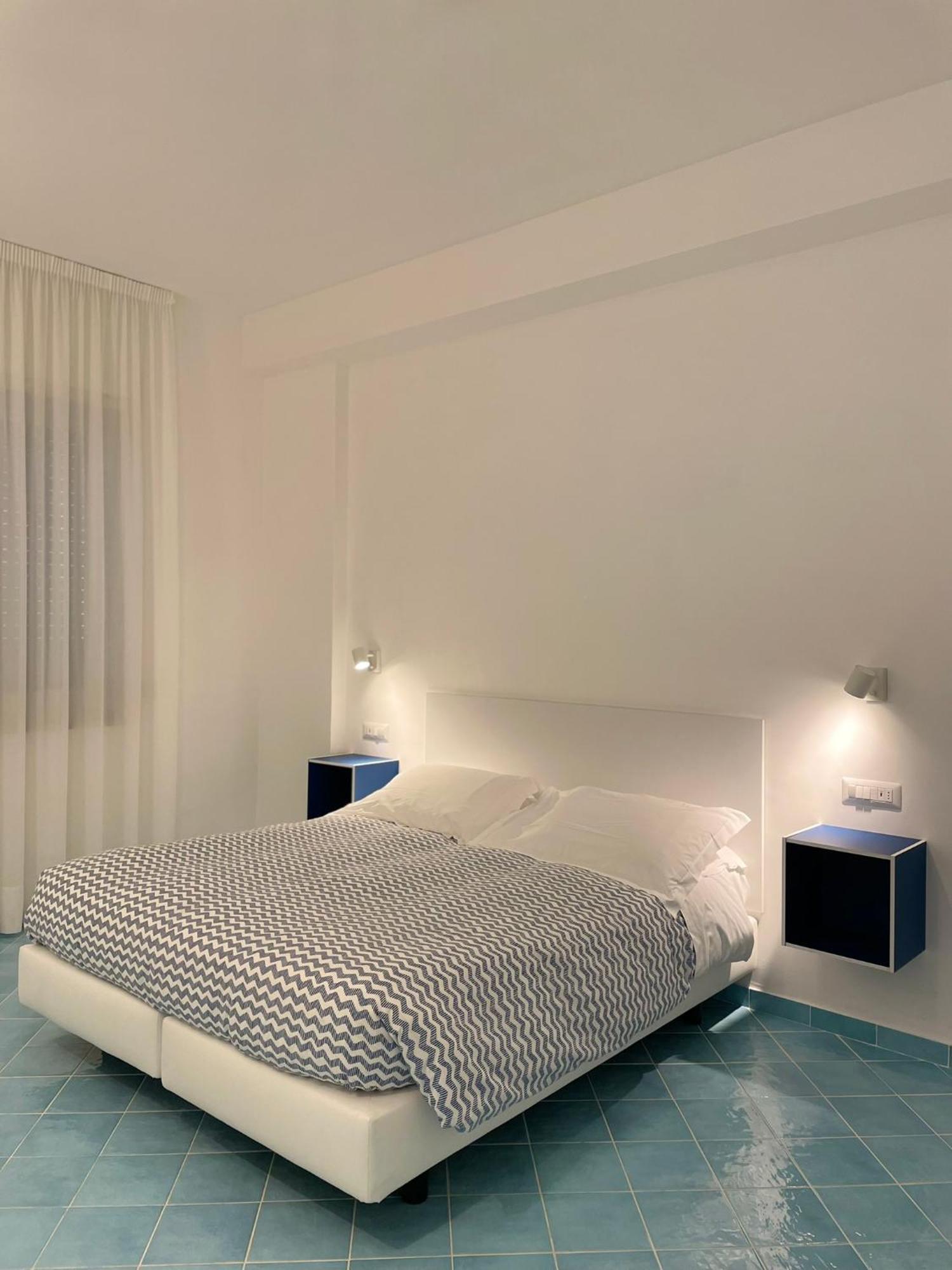 Tizi Apartments Porto Maiori Esterno foto